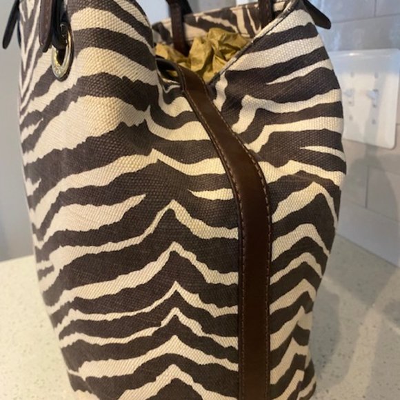 Michael Kors Canvas Stripe Tiger Animal Bag Tote - Picture 3 of 6